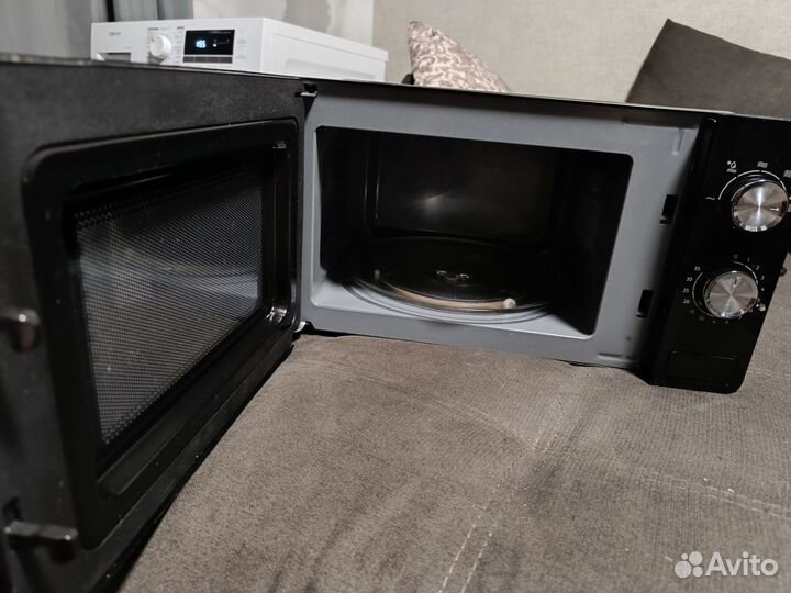 Микроволновая печь Gorenje MO20E1B