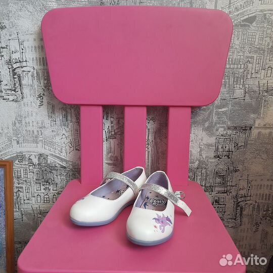 Туфельки для девочки