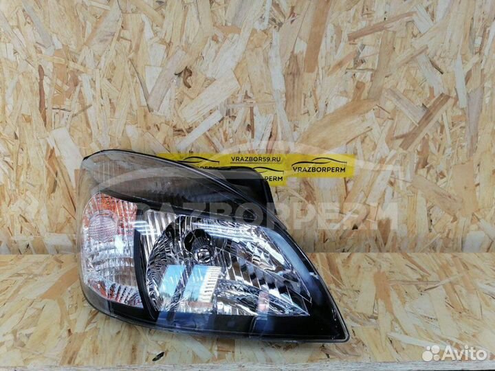 Фара правая Kia RIO