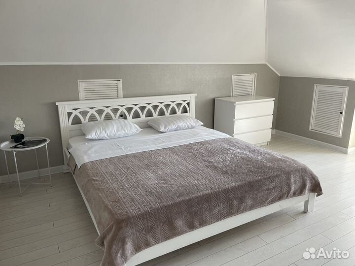 Горничная в гостевой дом