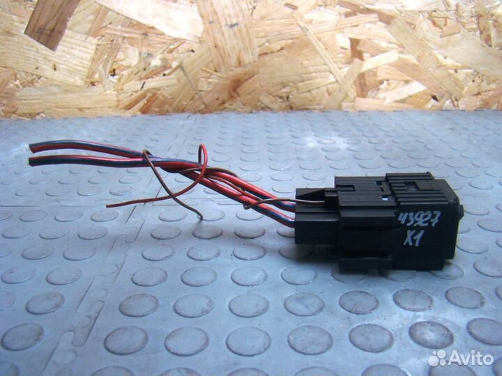 BMW X1 E84 Реле