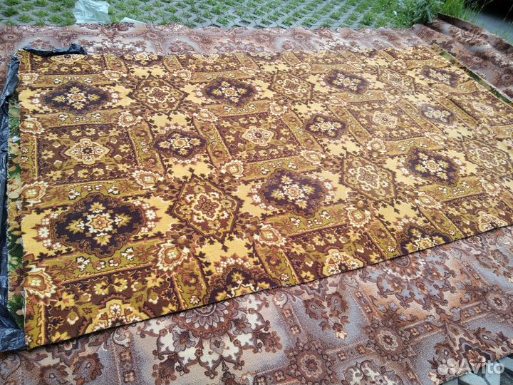 Ковролин коричневый 2х3,5 метра,вид нового