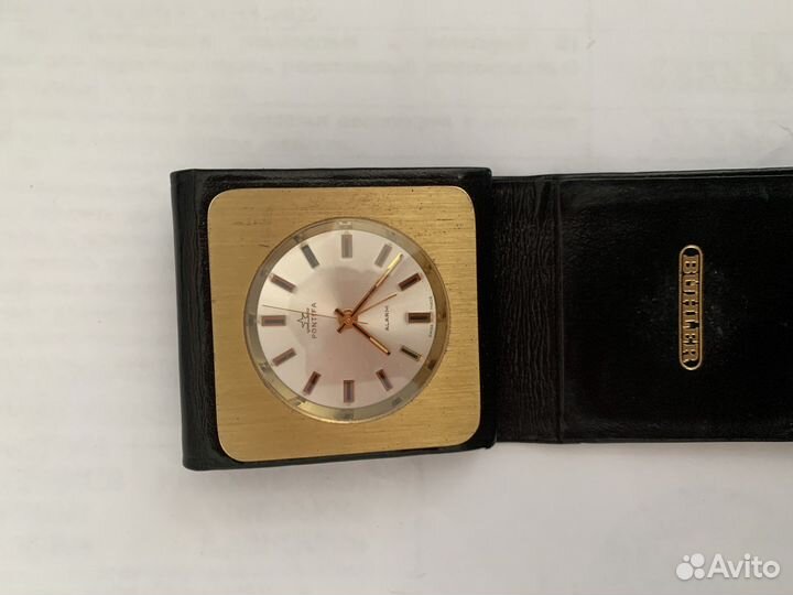 Механические карманные часы