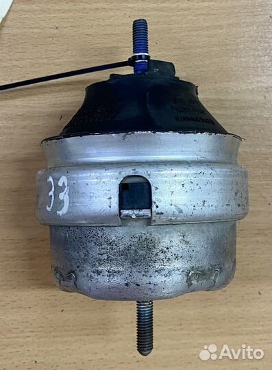 Подушка двигателя правая audi A4