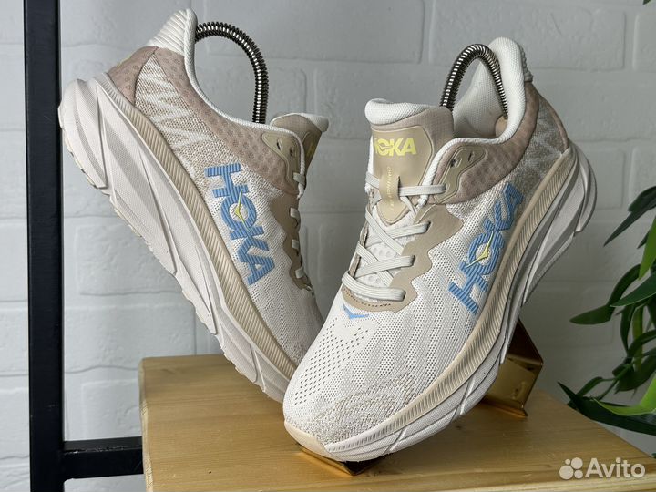 Кроссовки Hoka 36-41 новые