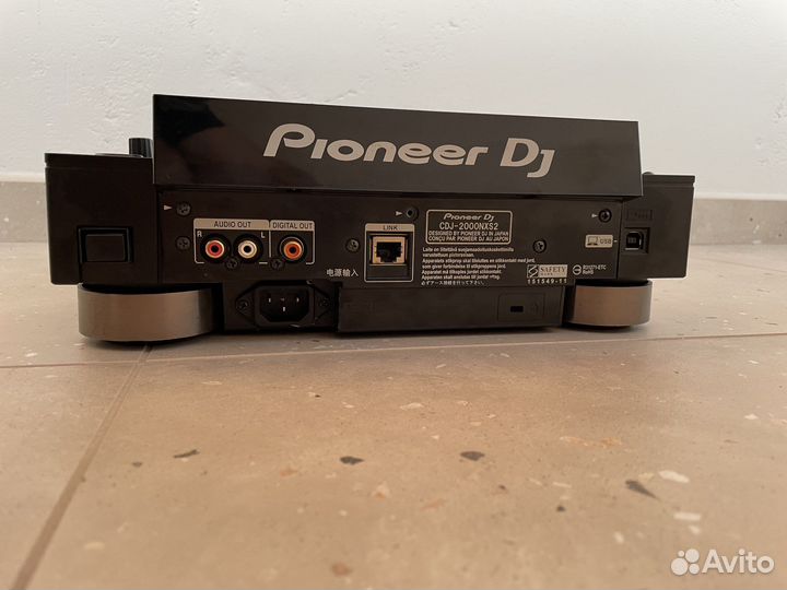 Пара Pioneer CDJ-2000NXS2 бу