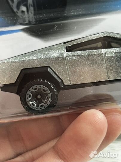 Hot wheels tesla cybertruck