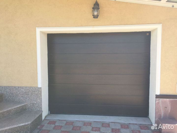 Подъемные ворота Херман Hermann 3м на 2,5м