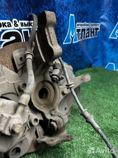 Кулак поворотный передний правый Opel Vectra B