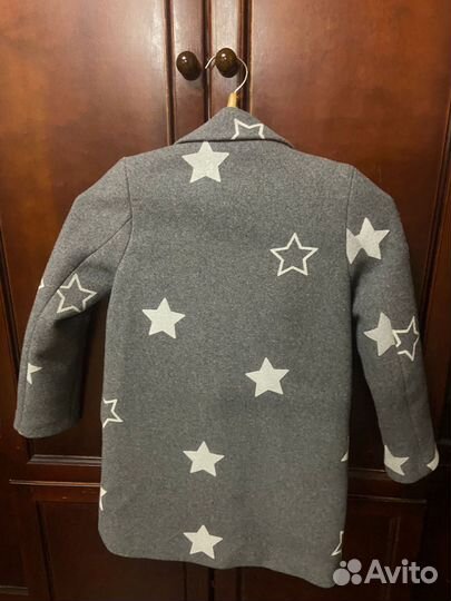 Пальто на девочку 134