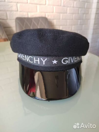 Кепка женская (берет)