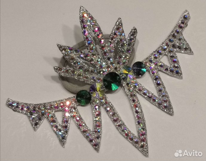 Украшение на шишку. Коронка для гимнастики