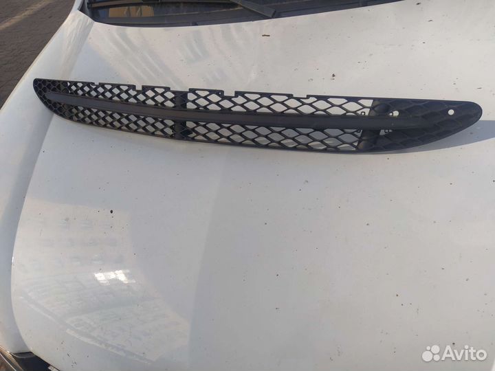 Накладка на передний бампер Mercedes w221