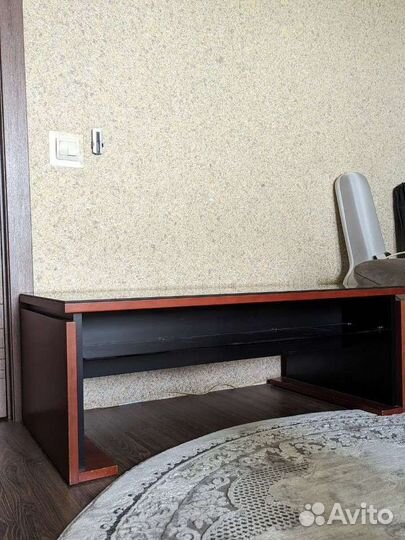 Журнальный столик из массива бу