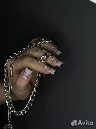 Модель на маникюр бесплатно