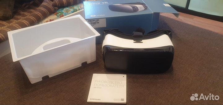 Бронь. Очки виртуальной реальности samsung gear vr