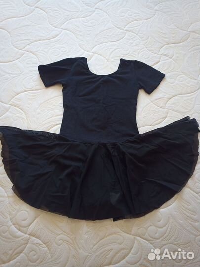 Купальник гимнастический для девочки б/у р-р 134