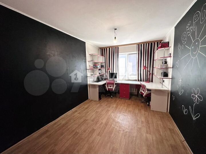 3-к. квартира, 67,4 м², 8/10 эт.