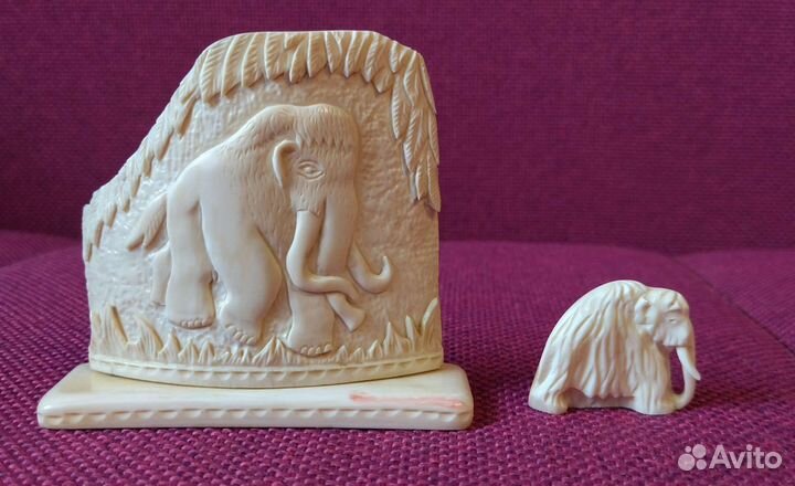 Фигурки из бивня мамонта