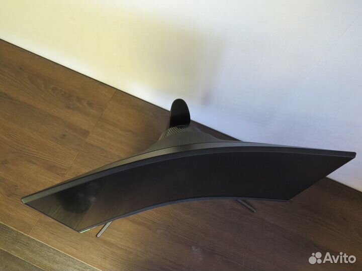 Монитор Samsung Odyssey G7 27 дюймов