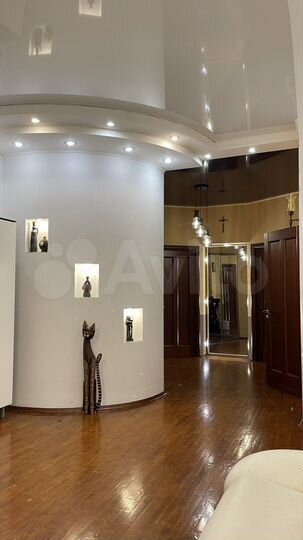 3-к. квартира, 96,9 м², 1/4 эт.