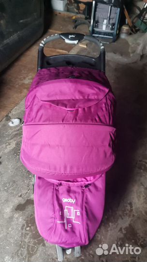 Прогулочная коляска