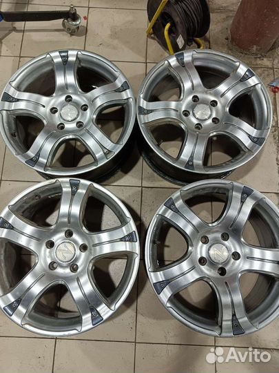 Диски литые r18 5x120