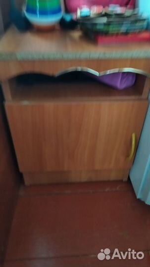 Тумбы прикроватный и Трюмо с зеркалом