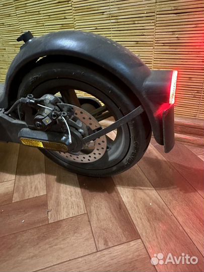 Продам самокат Xiaomi m365