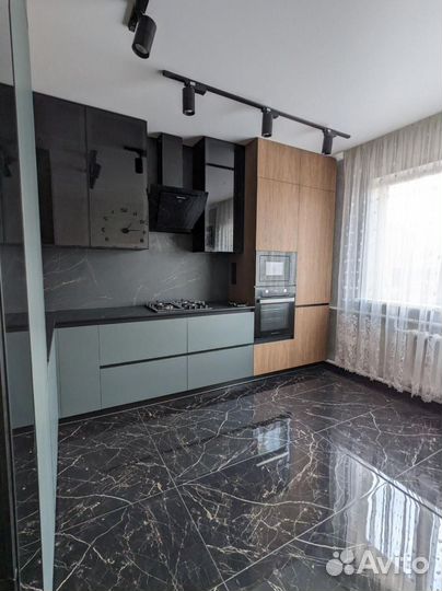 Кухни на заказ собственного производства