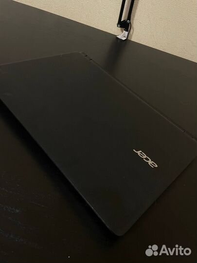 Ноутбук Acer Aspire ES1-523