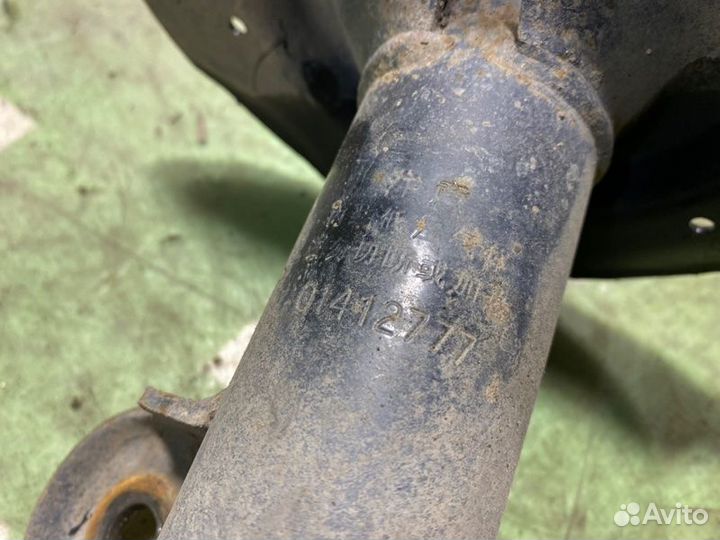 Стойка подвески передняя правая Lifan X60 LFB479Q