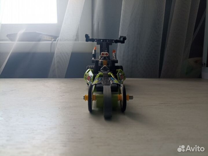 Машинка из lego