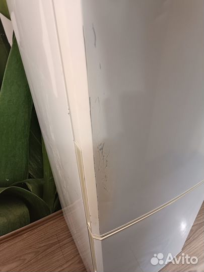 Продам холодильник samsung