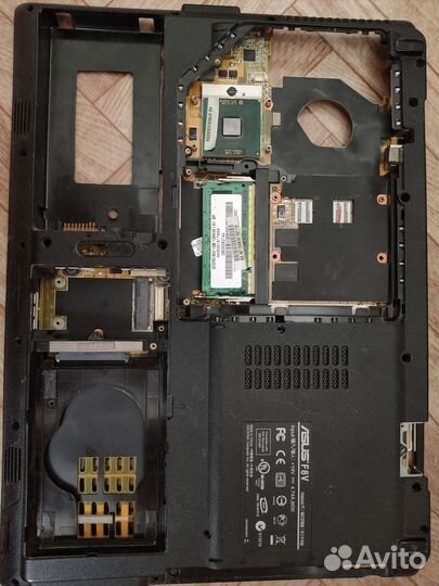 Ноутбук asus f8v