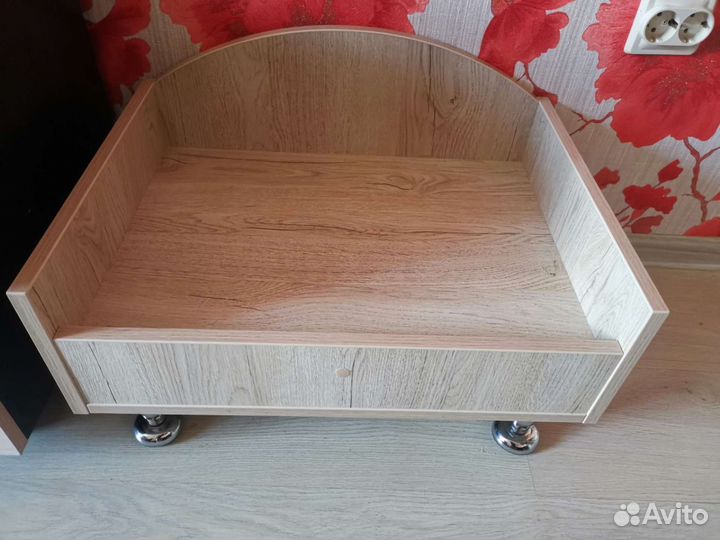 Лежанка диван для животного