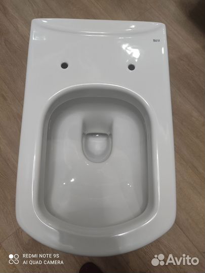 Унитаз подвесной новый