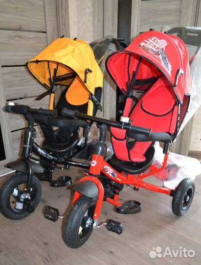 Детский велосипед с ручкой новый, надувные колеса