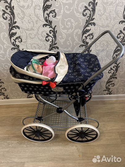 Коляска для кукол
