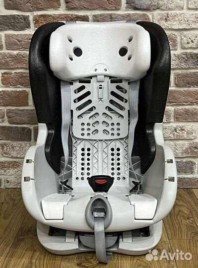Автокресло Britax Romer King 2 состояние как новое