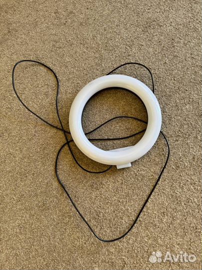 Кольцевая лампа