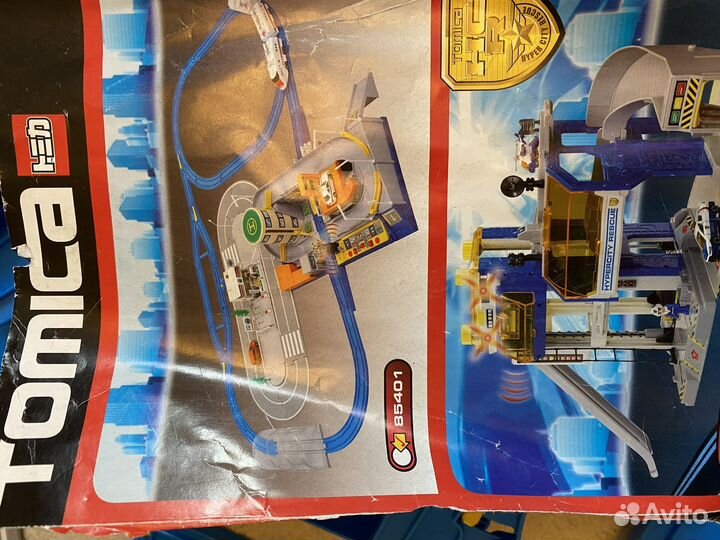 Томика рельсы и поезд