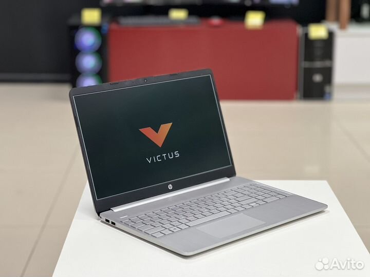 Свежий ноутбук HP Pavilion