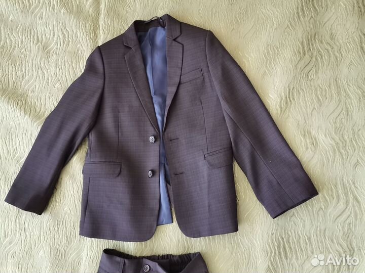 Костюм на мальчика школьный р. 128-134