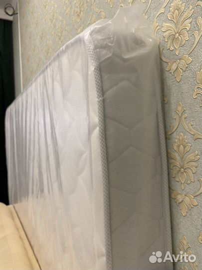 Матрас 180х200