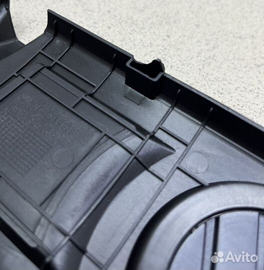 Крышка на двигатель VW polo sedan