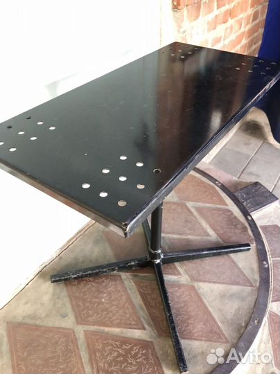 Подставка под телевизор