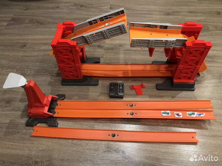 Набор хот вилс