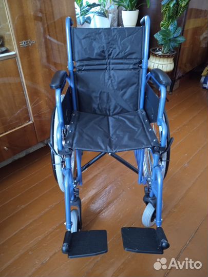 Инвалидная коляска новая
