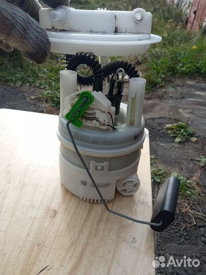 Топливный насос Рено Дастер